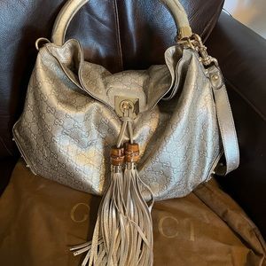 🔥🔥🔥 SOLD🔥🔥🔥Gucci Champagne Metallic Bamboo Tassel Indy